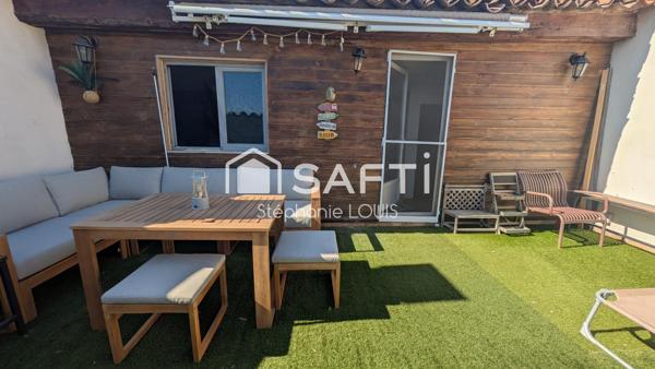 MAISON AVEC TERRASSE TROPEZIENNE ET REMISE