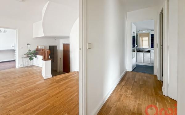 Appartement à vendre    2 pièces • 70,88 m2 Paris 17