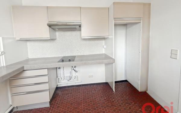 Appartement à vendre    2 pièces • 70,88 m2 Paris 17