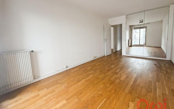 Appartement à vendre    2 pièces • 70,88 m2 Paris 17
