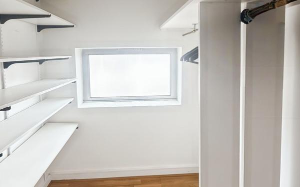 Appartement à vendre    2 pièces • 70,88 m2 Paris 17