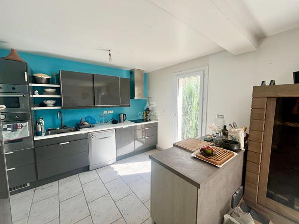 Maison Conflans Sainte Honorine 6 pièce(s) 100 m2 €393 000 ** - Référence 7443