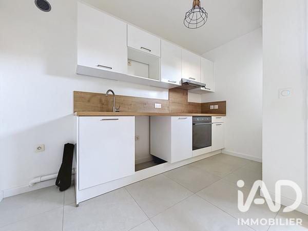 Location appartement 2 pièces 39 m² Arpajon