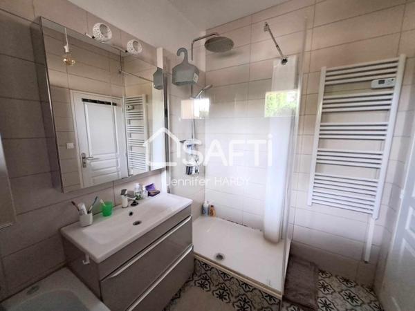 Grande maison familiale avec gîte de 60m2 et un logement de 77m2