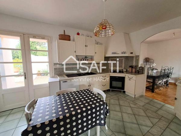 Grande maison familiale avec gîte de 60m2 et un logement de 77m2