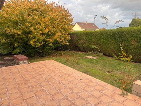 HUEST - 27930 - Maison individuelle - 1 étage - 6 pièces - env. 115 m2 - Sous Sol Total