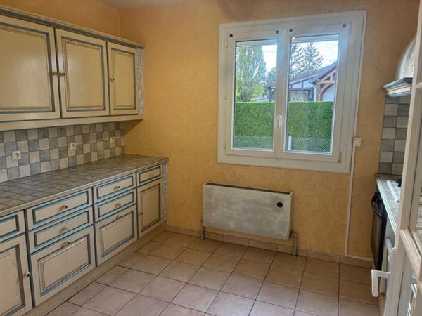 HUEST - 27930 - Maison individuelle - 1 étage - 6 pièces - env. 115 m2 - Sous Sol Total