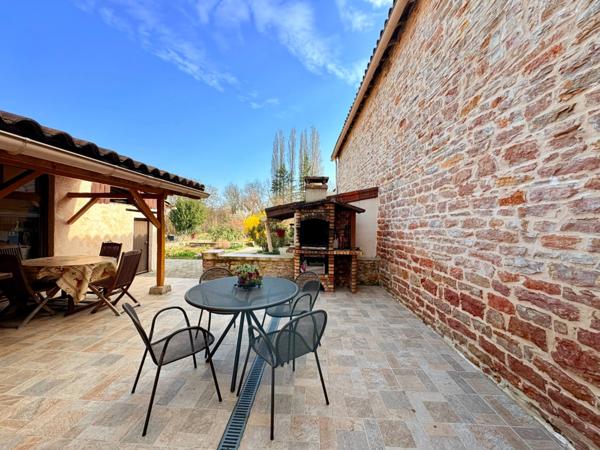 Maison familiale 144m² à vendre 6 pièces TOURNUS (71)