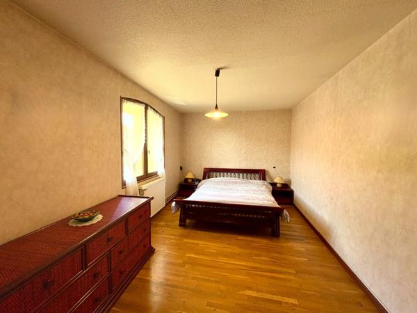 Maison familiale 144m² à vendre 6 pièces TOURNUS (71)