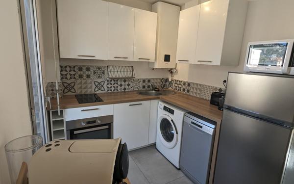 Appartement à louer    1 pièce • 25,45 m2 Toulon