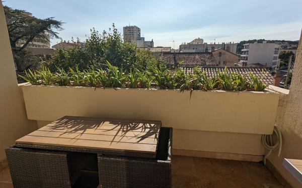 Appartement à louer    1 pièce • 25,45 m2 Toulon