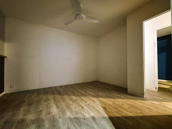 Maison à vendre 9 pièces BASSE TERRE (971)