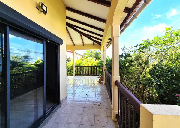 Maison à vendre 9 pièces BASSE TERRE (971)