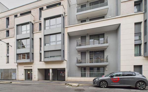 Appartement à vendre    2 pièces • 38,18 m2 Reims