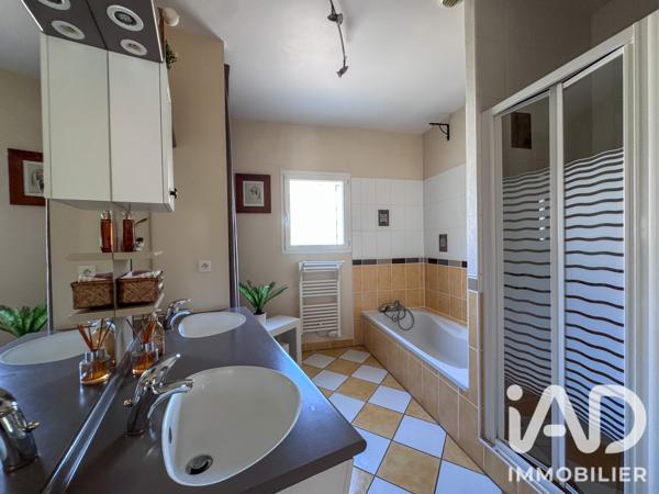 Maison à vendre 6 pièces 175 m² Sadirac