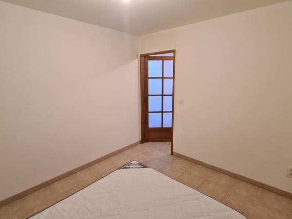 Location Appartement 3 pièces Cabriès (13480) - TRES PROCHE TOUS COMMERCES