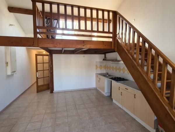 Location Appartement 3 pièces Cabriès (13480) - TRES PROCHE TOUS COMMERCES