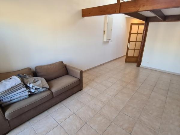 Location Appartement 3 pièces Cabriès (13480) - TRES PROCHE TOUS COMMERCES
