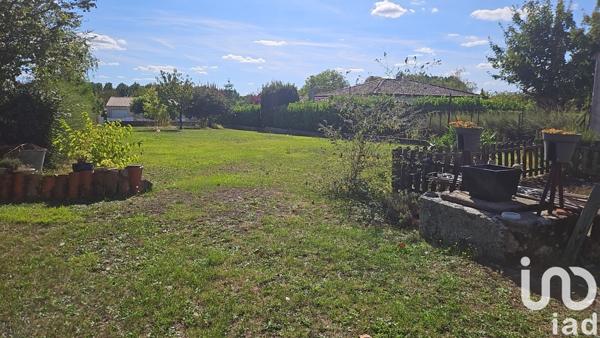 Maison traditionnelle 5 pièces de 154 m² à Aulnay (17470)