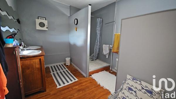 Maison traditionnelle 5 pièces de 154 m² à Aulnay (17470)