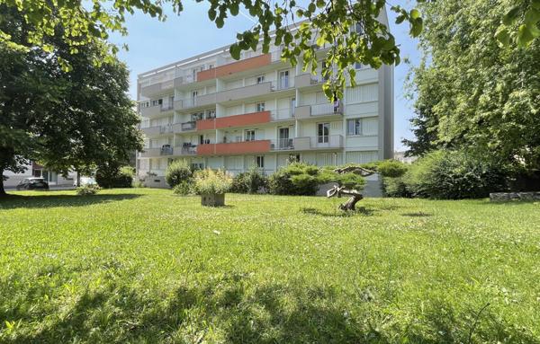 Appartement Traversant de 60 m2 à Romans-sur-Isère