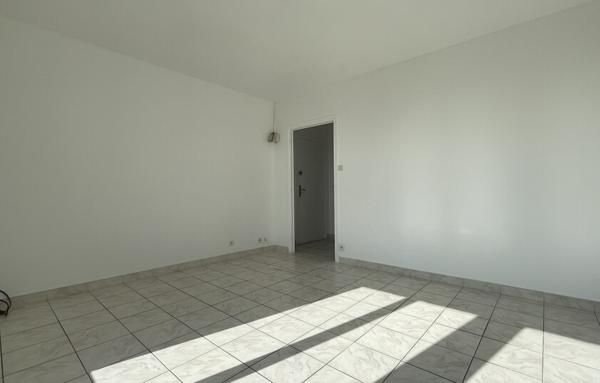 Appartement Traversant de 60 m2 à Romans-sur-Isère