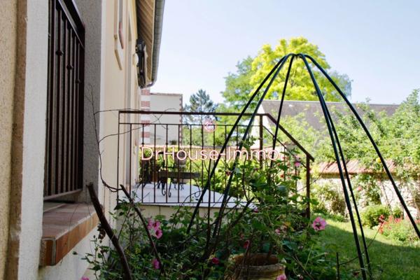Maison à vendre 9 pièces de 219 m²