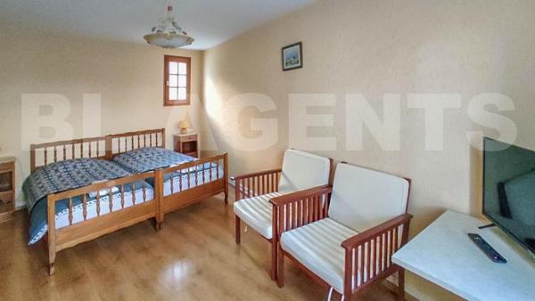 EXCLUSIVITÉ INVESTISSEUR – ENSEMBLE IMMOBILIER AVEC APPARTEMENTS, COMMERCE ET ATELIER