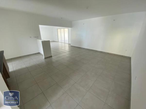 Appartement à louer 3 pièces 95.7m²