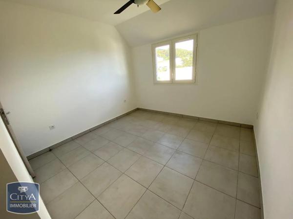 Appartement à louer 3 pièces 95.7m²