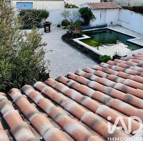 Maison à vendre 5 pièces 152 m² Arles