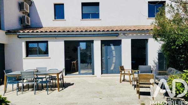 Maison à vendre 5 pièces 152 m² Arles