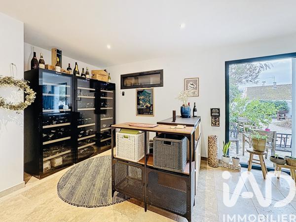 Maison à vendre 5 pièces 152 m² Arles