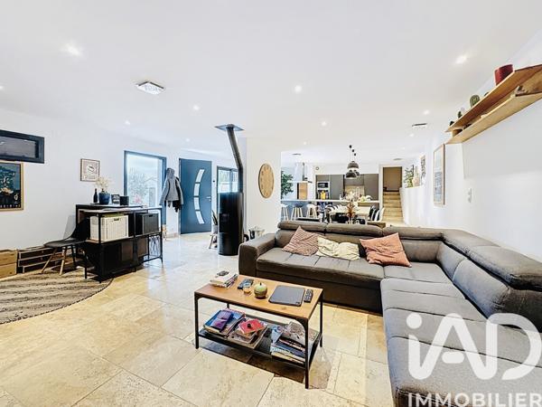 Maison à vendre 5 pièces 152 m² Arles