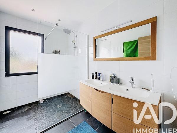 Maison à vendre 5 pièces 152 m² Arles