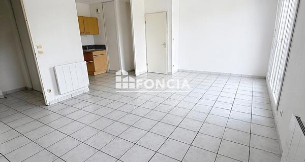 À vendre Appartement 2 pièces 49 m² - Saint-georges-des-groseillers 61100