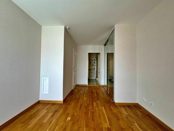 Appartement à vendre    5 pièces • 102,30 m2 Livry-Gargan