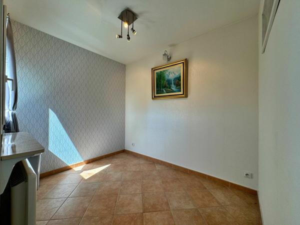 Appartement à vendre    5 pièces • 102,30 m2 Livry-Gargan