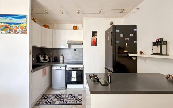 Appartement à vendre    3 pièces • 58,08 m2 Sanary-sur-Mer