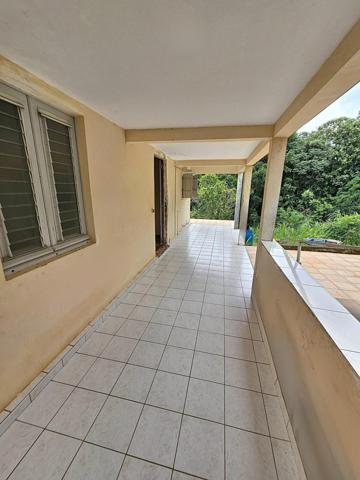 Maison 4 pieces avec grand terrain