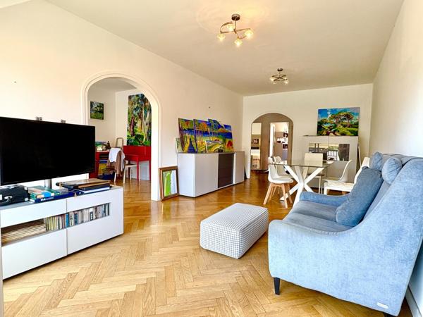 3 Pièces Cours du Centenaire avec garage