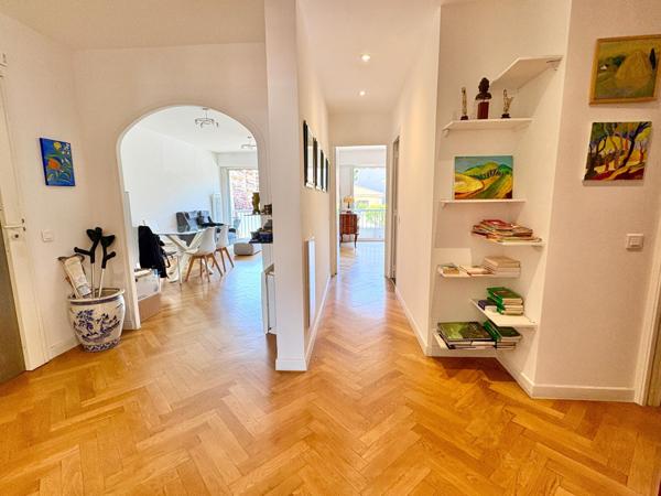 3 Pièces Cours du Centenaire avec garage