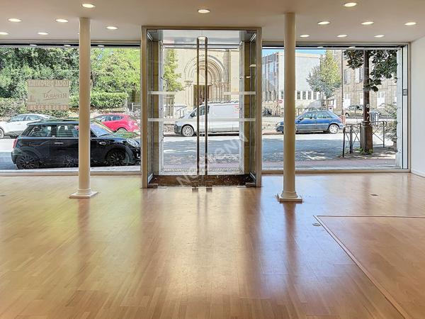 Local commercial à louer Brive La Gaillarde 150 m2