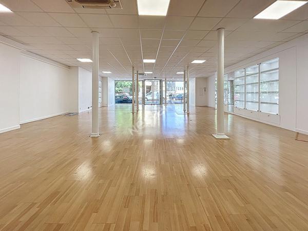 Local commercial à louer Brive La Gaillarde 150 m2