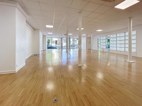 Local commercial à louer Brive La Gaillarde 150 m2