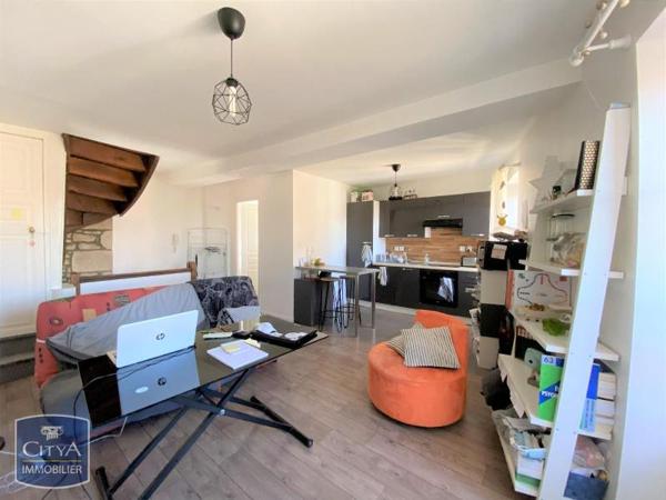 Appartement à louer 4 pièces 51.37m² Alençon (61000)
