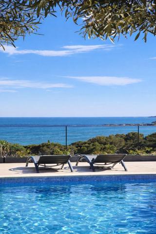 Vue mer panoramique de toutes les pièces