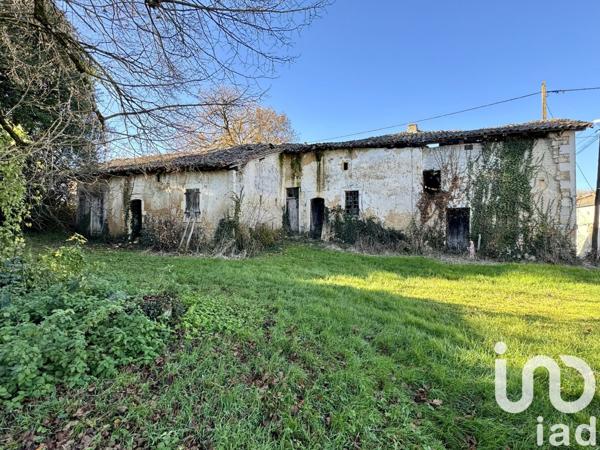 Maison 4 pièces de 95 m² à Reignac (16360)