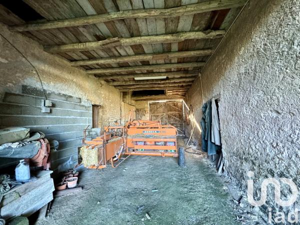 Maison 4 pièces de 95 m² à Reignac (16360)