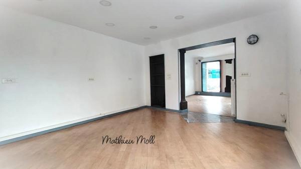 Immeuble à vendre a SARRE UNION (67) prix en nette baise 251 000€